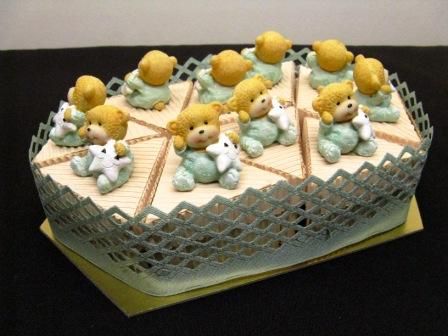 Gâteaux à garnir de dragées pour baptême et anniversaire